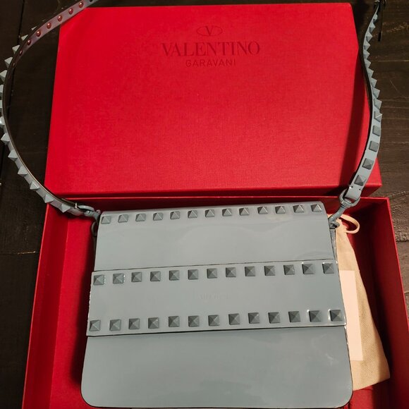 New Valentino Blue Patent Rockstud purse - Picture 2 of 8